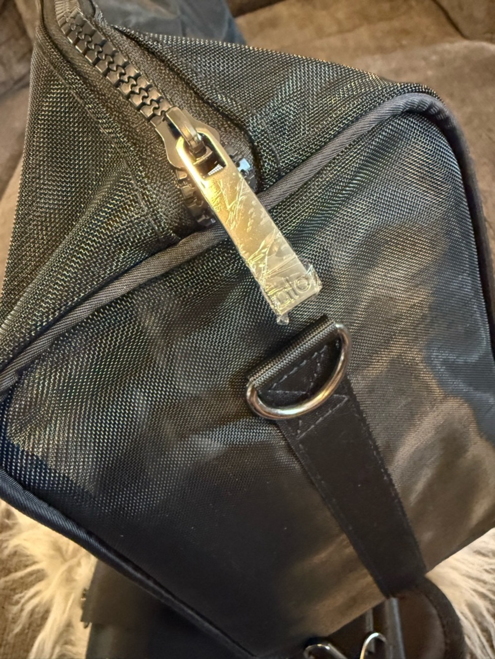 ALO Yoga Black Mesh Duffle Bag with White Logo
NOT FOR SALE - Picture 4 of 7